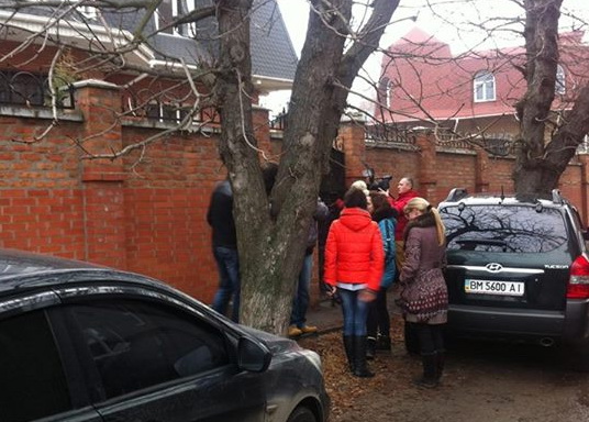 Правоохранители проводят обыск по месту проживания экс-губернатора Сумщины - Владимира Шульги