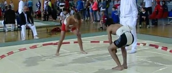 Успех юношеской сборной на европейском чемпионате по борбе сумо