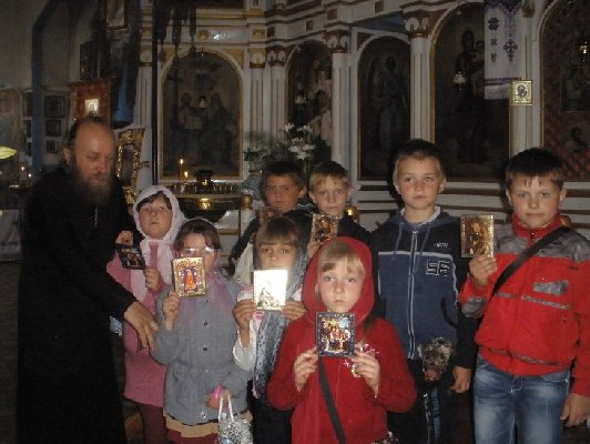 Лебединские школьники посетили храм с экскурсией