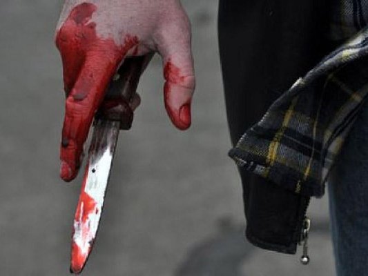 Сумской подросток смертельно ранил ножом прохожего мужчину