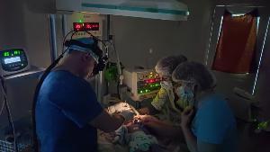 В Сумах провели две уникальные операции преждевременно рожденным малышам