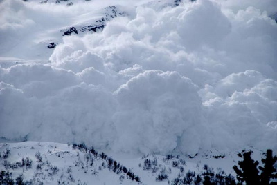 Спасатели предупреждают об опасности схода лавин