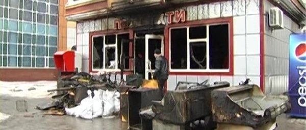 В Сумах неизвестные подожгли продуктовый магазин