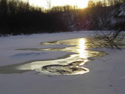 В Сумской области провалился под лёд зимний рыболов